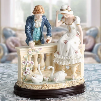 Скандинавски характер, двойка лебеди, керамично декорация, луксозна сватба